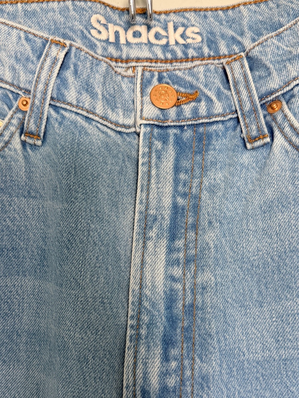 NWOT MOTHER SNACKS! High Waisted Twizzy Skimp Jeans in Just A Nibble - Size 26 - Picture 6 of 14